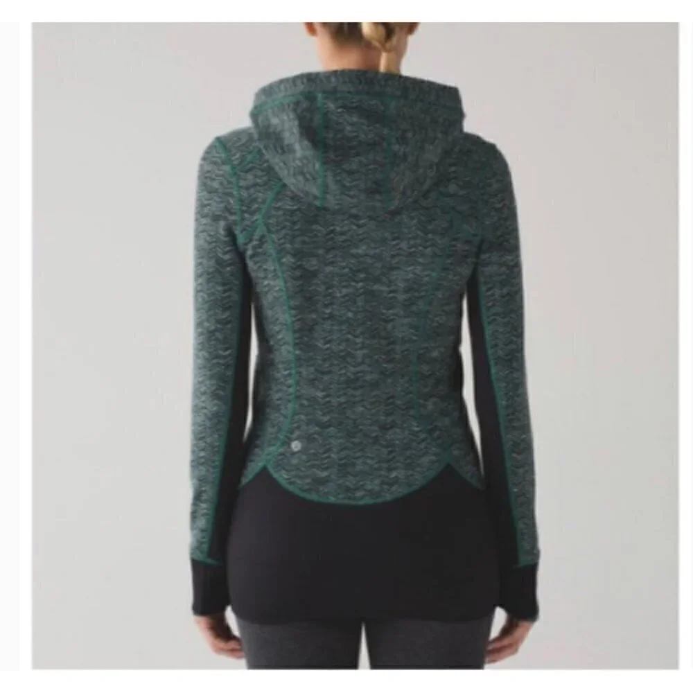 lululemon athletica size 118$